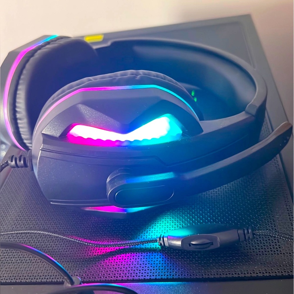 RGB Gaming Headset (W/ Built In Mic) *NEVER USED*